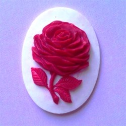 Камея "Роза красная" 30х40 на белом - фото 18894